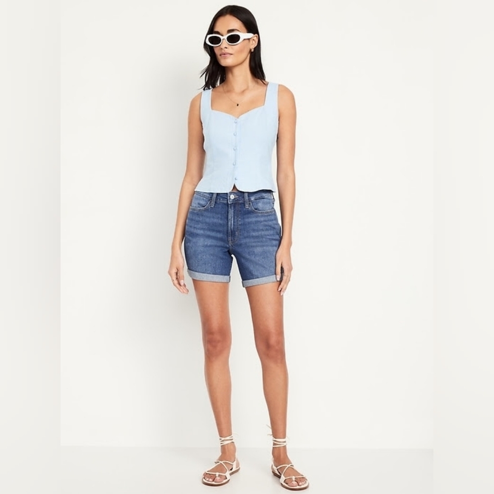 High-Waisted Wow Jean Shorts 5-inch inseam Plus-Size